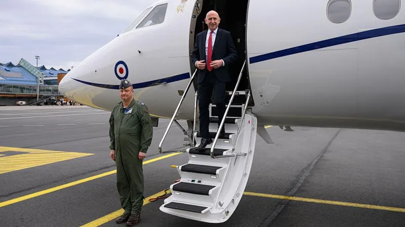 UK Defence Secretary’s Flight Targeted by Suspected Russian GPS Jamming