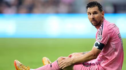 World Cup Fears Grow As Messi Suffers Hamstring Setback