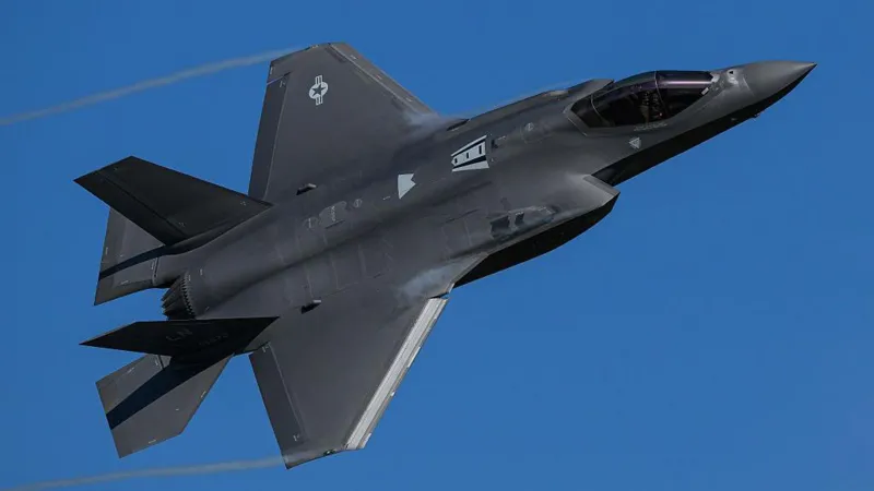 US Launches New Strikes on Iran Despite Ongoing Ceasefire Talks