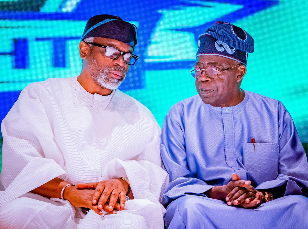Ebola Scare: Nigeria Plans Passenger Isolation, Flight Controls at Borders