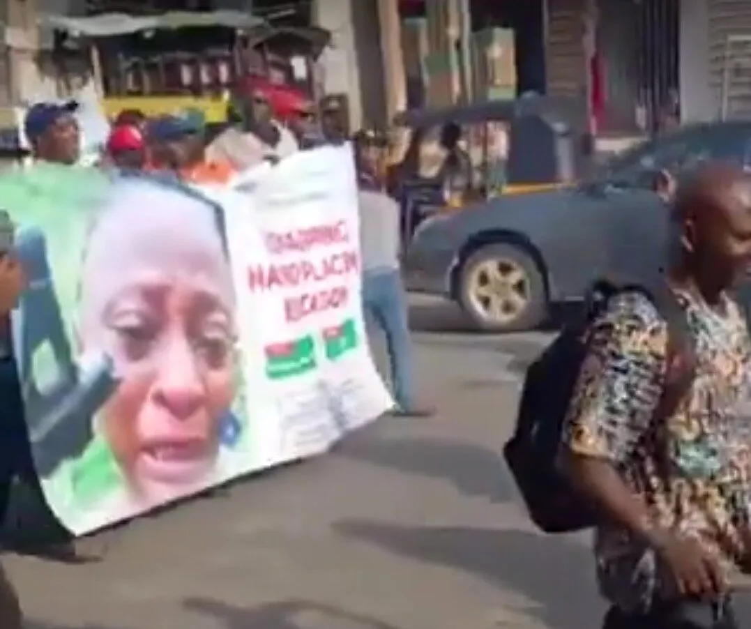 Oyo School Abduction: Teachers Flood Lagos Streets, Demand Rescue of Pupils and Colleagues
