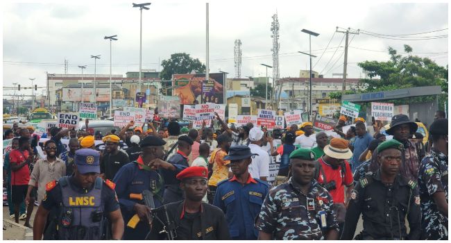 #EndBadGovernance Protest Holds in Lagos as Demonstrators Demand Action on Hardship, Insecurity