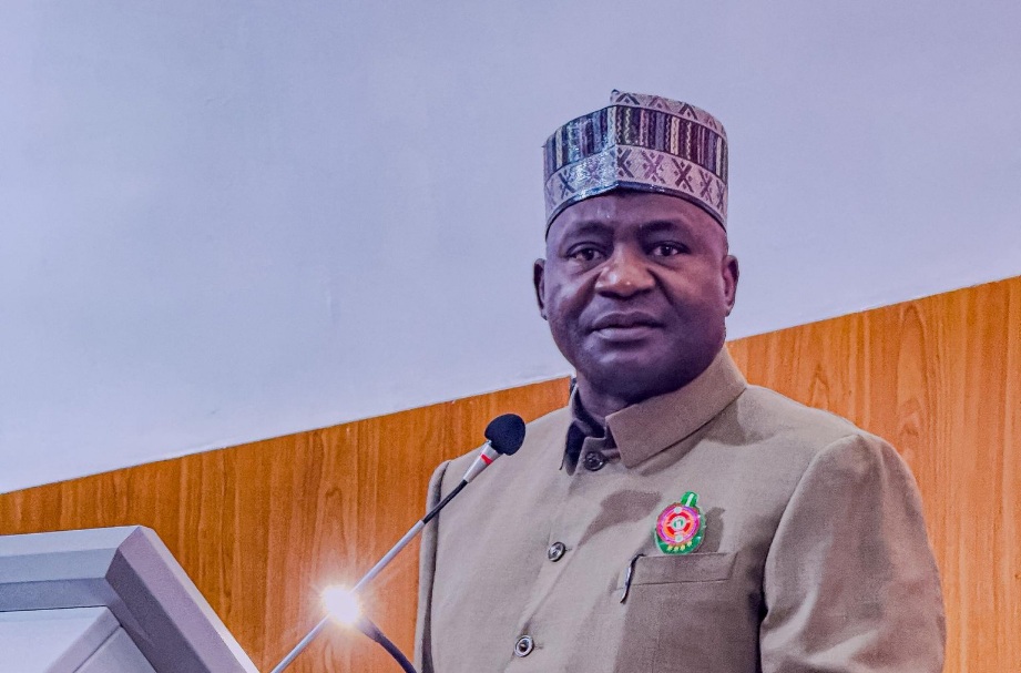 FG Considers Allowing Journalists To Join Military Operations