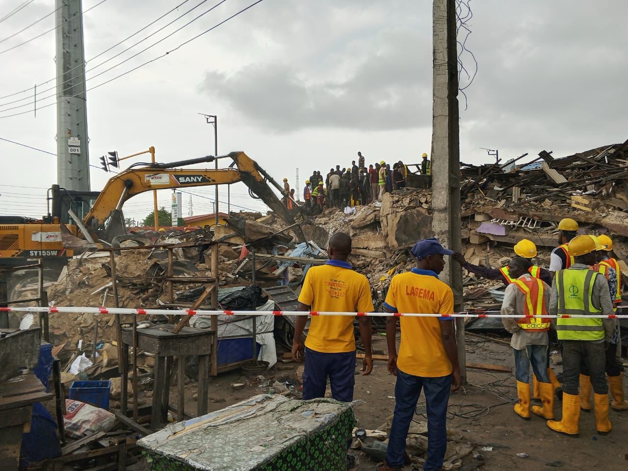 One Dead, Two Rescued Alive as Three-Storey Shopping Complex Collapses in Lagos