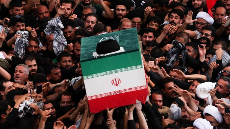 Khamenei’s Coffin Carried Through Iraq’s Holiest Shia Shrines as Funeral Ceremonies Continue