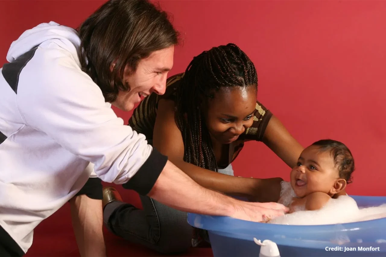 Messi with baby Yamal and mother 1784361721
