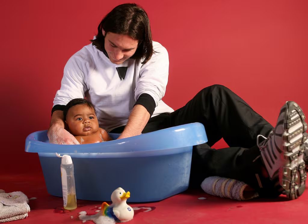 From Baby Bath to World Cup Final: The Incredible Messi-Yamal Photo That Came Full Circle