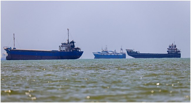 Strait of Hormuz (1)