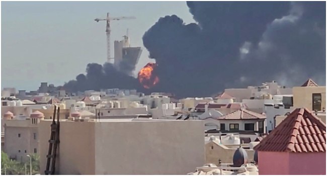 US Expands Iran Strikes as Tehran Targets Regional Bases, Strait of Hormuz Tensions Escalate