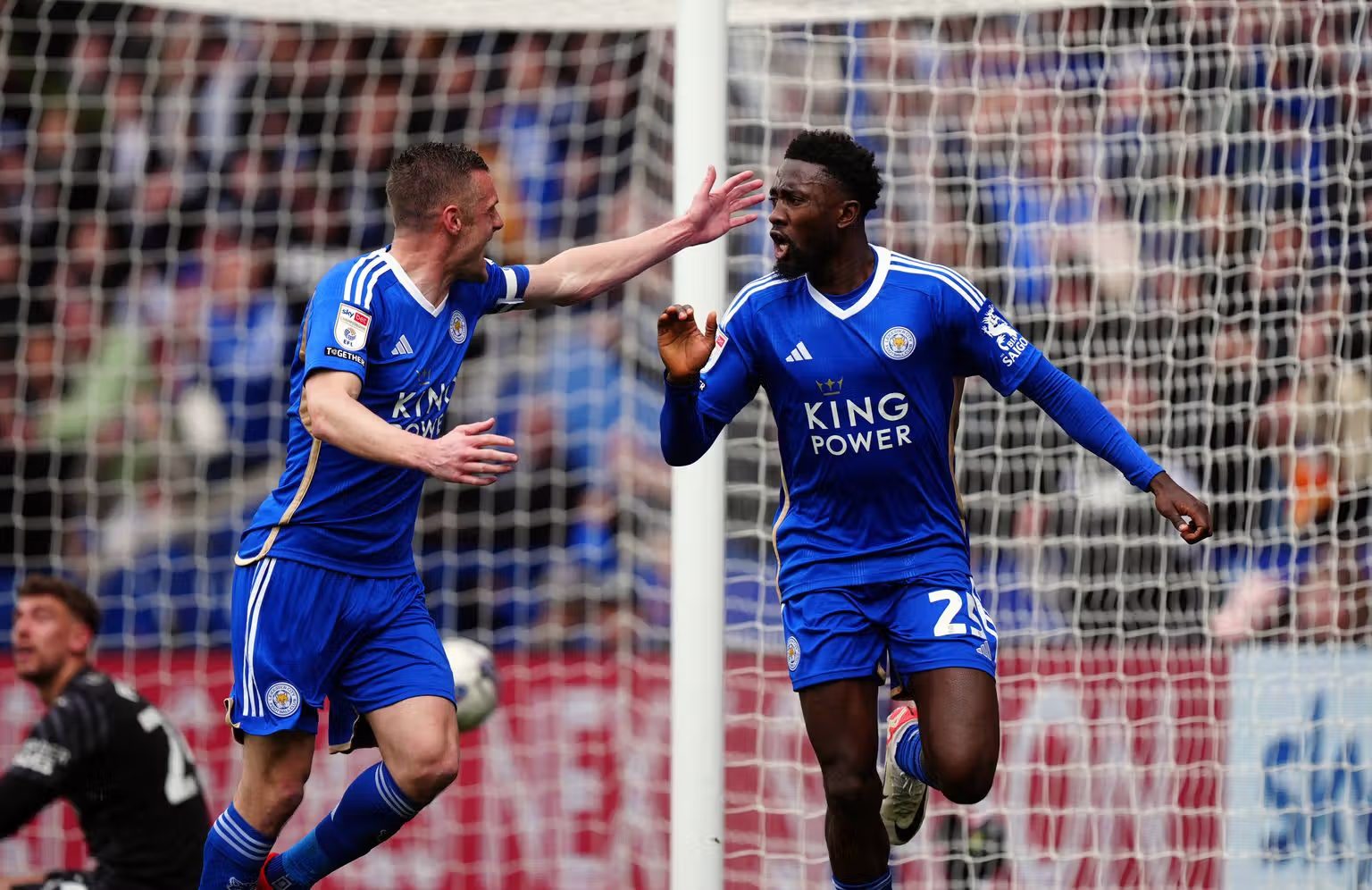 Ndidi Explains Vardy’s ‘Juju Cream’ Story, Says It Was Just Nigerian Shea Butter